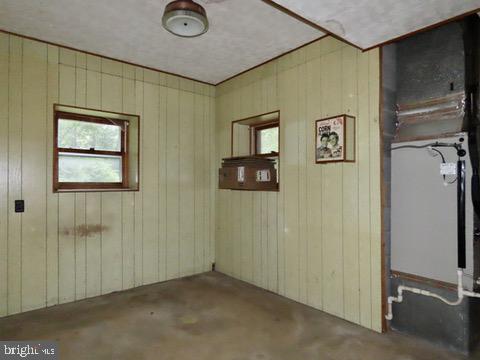 300 SEVEN PONDS RD, AMISSVILLE, Virginia 20106, 3 Bedrooms Bedrooms, ,2 BathroomsBathrooms,Residential,For sale,300 SEVEN PONDS RD,VARP2002250 MLS # VARP2002250