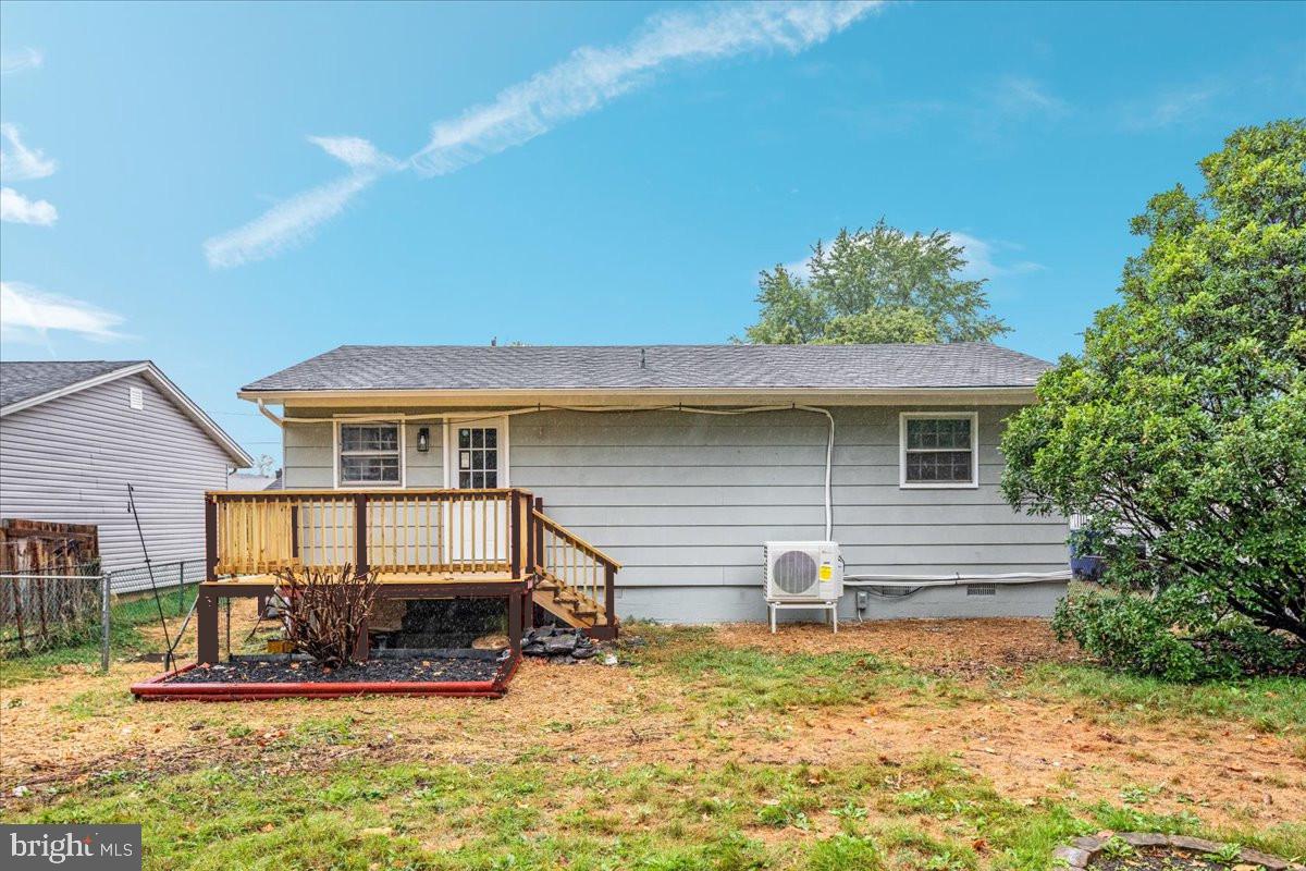 1311 MONROE AVE, FRONT ROYAL, Virginia 22630, 2 Bedrooms Bedrooms, ,1 BathroomBathrooms,Residential,For sale,1311 MONROE AVE,VAWR2012222 MLS # VAWR2012222 1311 MONROE AVE, FRONT ROYAL, Virginia 22630, 2 Bedrooms Bedrooms, ,1 BathroomBathrooms,Residential,For sale,1311 MONROE AVE,VAWR2012222 MLS # VAWR2012222