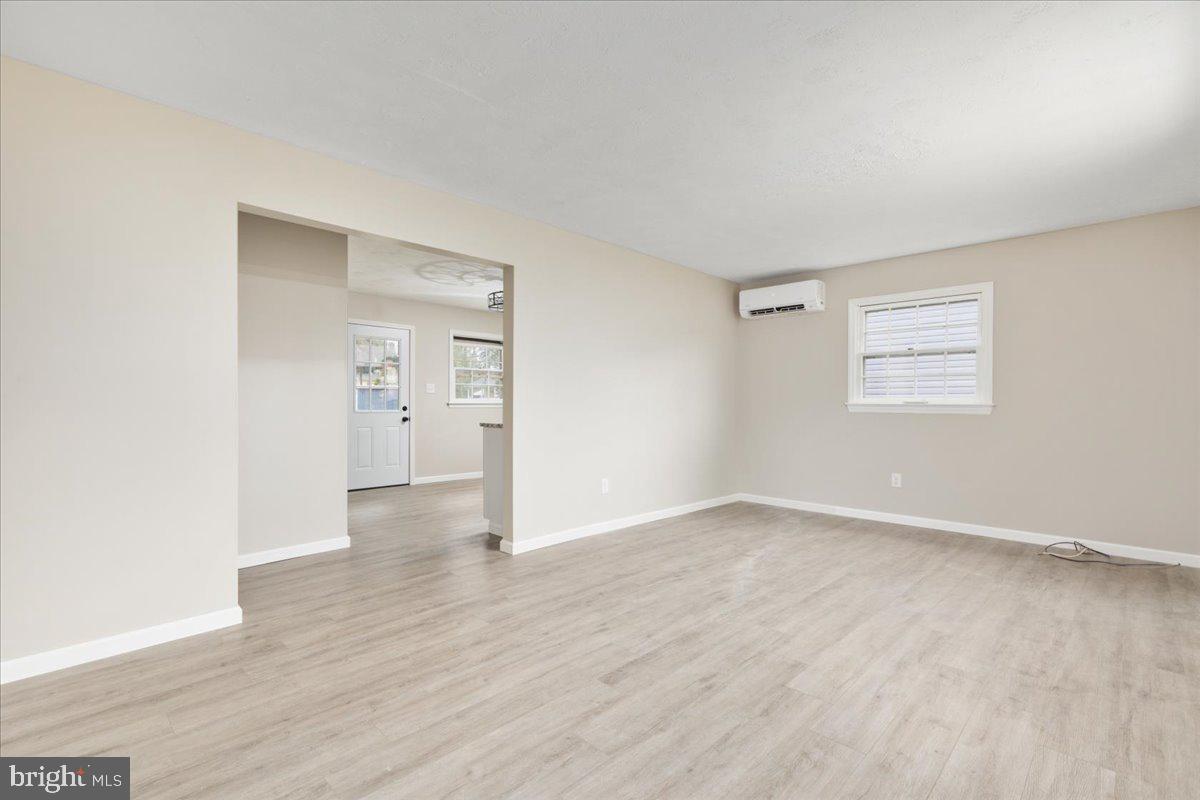 1311 MONROE AVE, FRONT ROYAL, Virginia 22630, 2 Bedrooms Bedrooms, ,1 BathroomBathrooms,Residential,For sale,1311 MONROE AVE,VAWR2012222 MLS # VAWR2012222 1311 MONROE AVE, FRONT ROYAL, Virginia 22630, 2 Bedrooms Bedrooms, ,1 BathroomBathrooms,Residential,For sale,1311 MONROE AVE,VAWR2012222 MLS # VAWR2012222