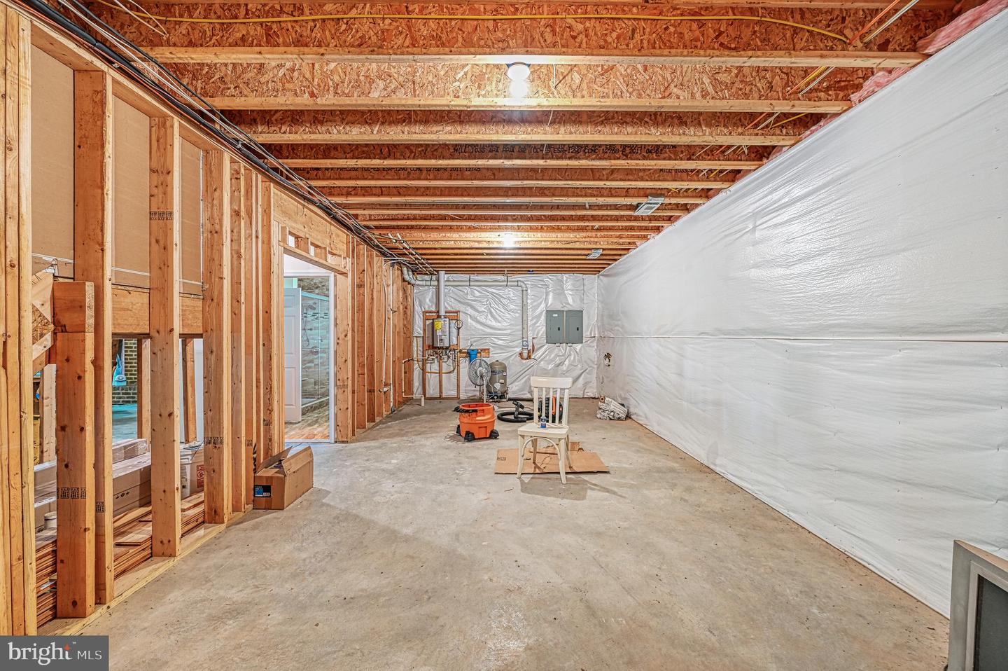 13308 BLACK WALNUT LN, SPOTSYLVANIA, Virginia 22551, 6 Bedrooms Bedrooms, ,6 BathroomsBathrooms,Residential,For sale,13308 BLACK WALNUT LN,VASP2036092 MLS # VASP2036092