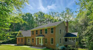 13308 BLACK WALNUT LN, SPOTSYLVANIA, Virginia 22551, 6 Bedrooms Bedrooms, ,6 BathroomsBathrooms,Residential,For sale,13308 BLACK WALNUT LN,VASP2036092 MLS # VASP2036092