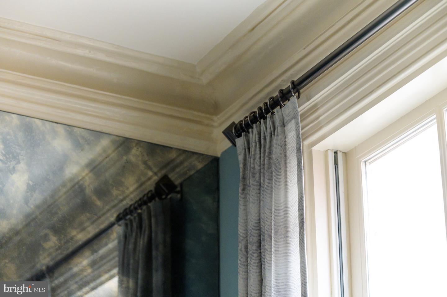 1335 VERMONT AVE NW, WASHINGTON, District Of Columbia 20005, 3 Bedrooms Bedrooms, ,3 BathroomsBathrooms,Residential,For sale,1335 VERMONT AVE NW,DCDC2221640 MLS # DCDC2221640