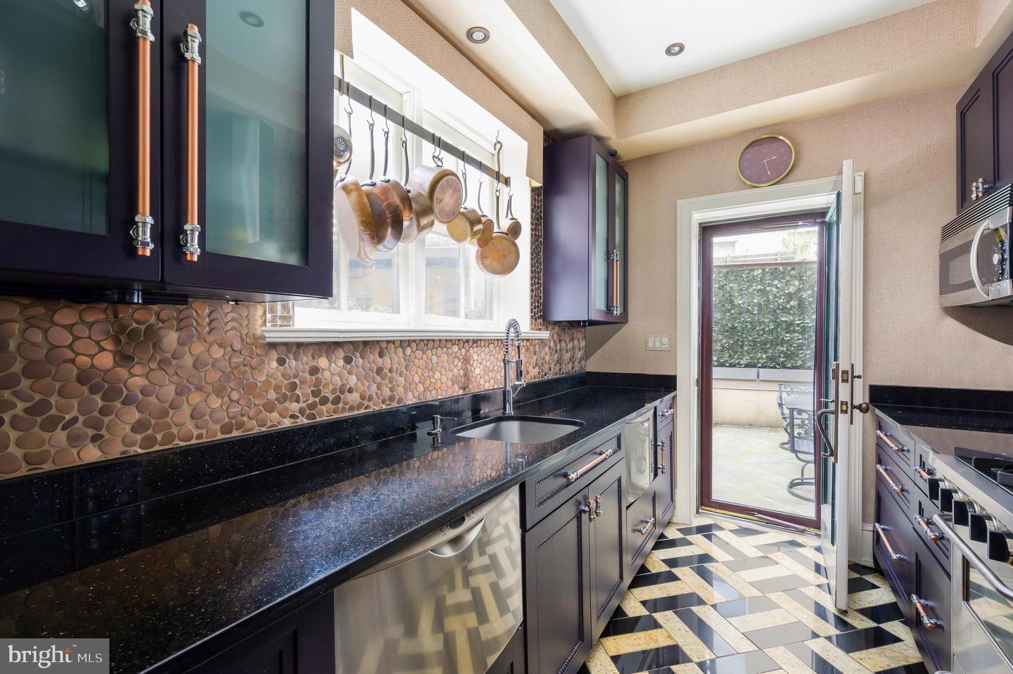 1335 VERMONT AVE NW, WASHINGTON, District Of Columbia 20005, 3 Bedrooms Bedrooms, ,3 BathroomsBathrooms,Residential,For sale,1335 VERMONT AVE NW,DCDC2221640 MLS # DCDC2221640