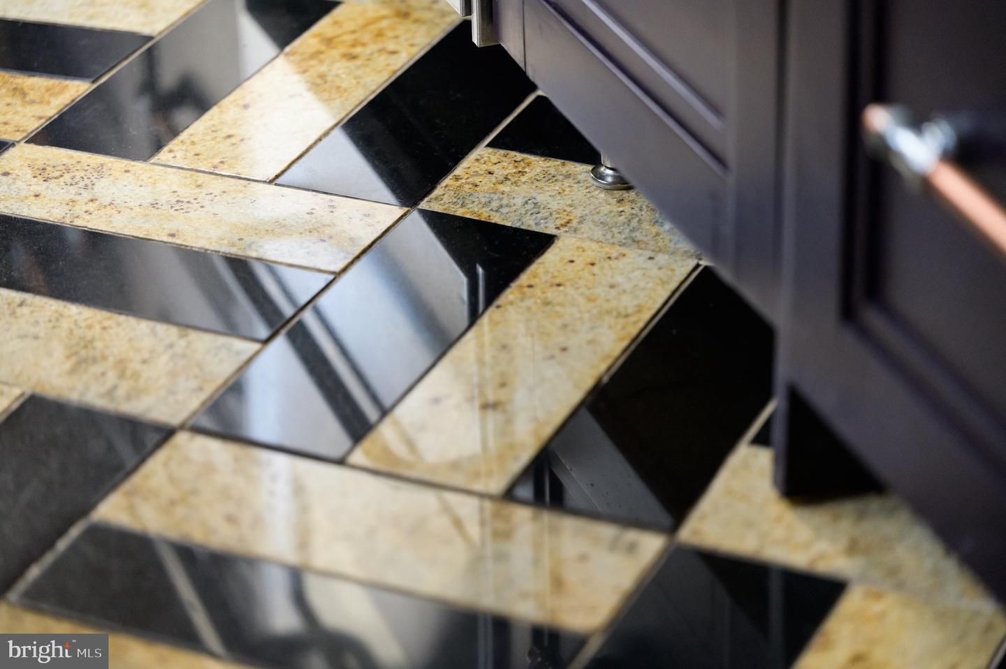 1335 VERMONT AVE NW, WASHINGTON, District Of Columbia 20005, 3 Bedrooms Bedrooms, ,3 BathroomsBathrooms,Residential,For sale,1335 VERMONT AVE NW,DCDC2221640 MLS # DCDC2221640