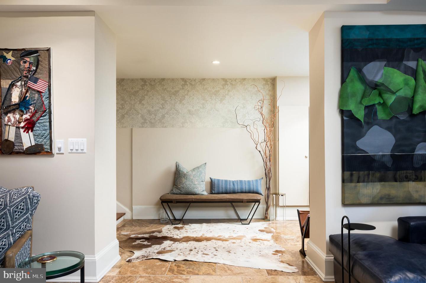 1335 VERMONT AVE NW, WASHINGTON, District Of Columbia 20005, 3 Bedrooms Bedrooms, ,3 BathroomsBathrooms,Residential,For sale,1335 VERMONT AVE NW,DCDC2221640 MLS # DCDC2221640