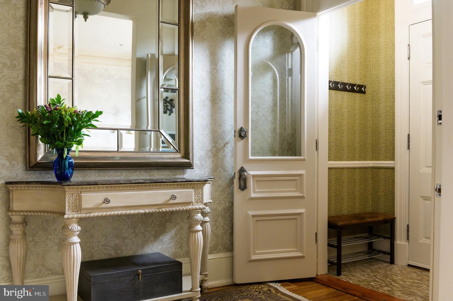 1335 VERMONT AVE NW, WASHINGTON, District Of Columbia 20005, 3 Bedrooms Bedrooms, ,3 BathroomsBathrooms,Residential,For sale,1335 VERMONT AVE NW,DCDC2221640 MLS # DCDC2221640