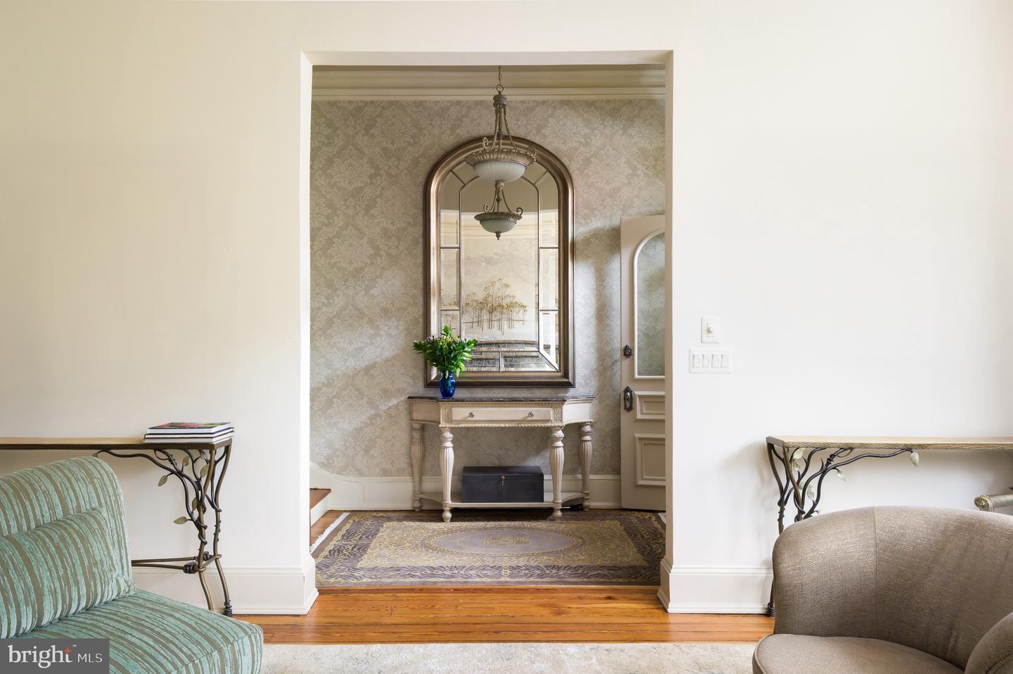 1335 VERMONT AVE NW, WASHINGTON, District Of Columbia 20005, 3 Bedrooms Bedrooms, ,3 BathroomsBathrooms,Residential,For sale,1335 VERMONT AVE NW,DCDC2221640 MLS # DCDC2221640