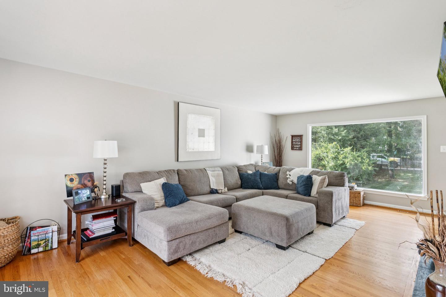 3110 JUNIPER LN, FALLS CHURCH, Virginia 22044, 4 Bedrooms Bedrooms, ,3 BathroomsBathrooms,Residential,For sale,3110 JUNIPER LN,VAFX2266220 MLS # VAFX2266220