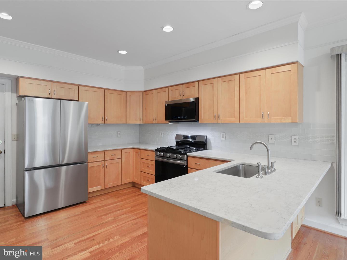 12000 CALIE CT, FAIRFAX, Virginia 22033, 3 Bedrooms Bedrooms, ,3 BathroomsBathrooms,Residential,For sale,12000 CALIE CT,VAFX2266328 MLS # VAFX2266328
