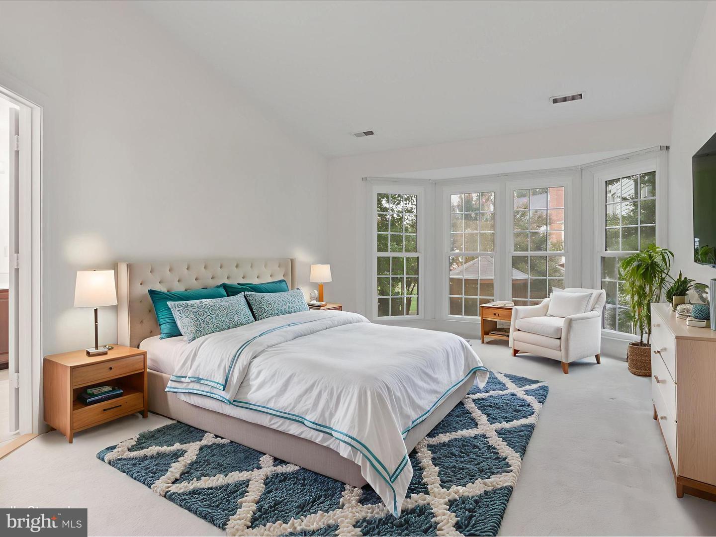 12000 CALIE CT, FAIRFAX, Virginia 22033, 3 Bedrooms Bedrooms, ,3 BathroomsBathrooms,Residential,For sale,12000 CALIE CT,VAFX2266328 MLS # VAFX2266328