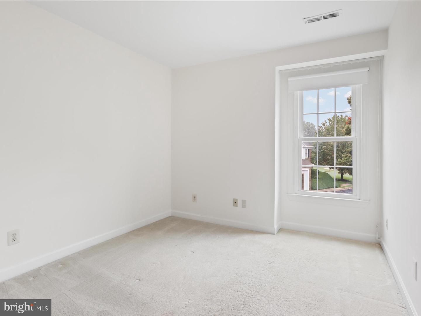 12000 CALIE CT, FAIRFAX, Virginia 22033, 3 Bedrooms Bedrooms, ,3 BathroomsBathrooms,Residential,For sale,12000 CALIE CT,VAFX2266328 MLS # VAFX2266328