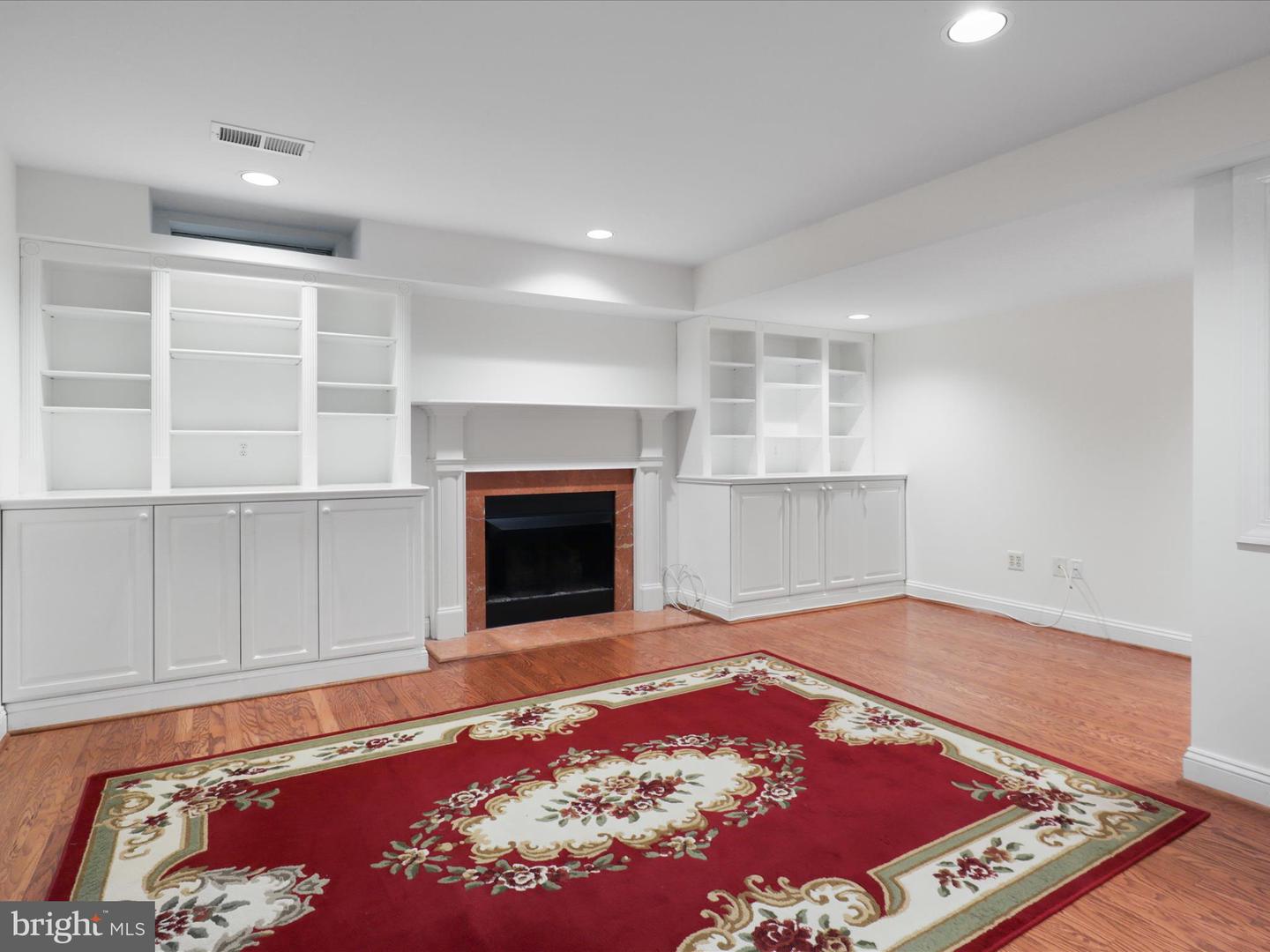 12000 CALIE CT, FAIRFAX, Virginia 22033, 3 Bedrooms Bedrooms, ,3 BathroomsBathrooms,Residential,For sale,12000 CALIE CT,VAFX2266328 MLS # VAFX2266328