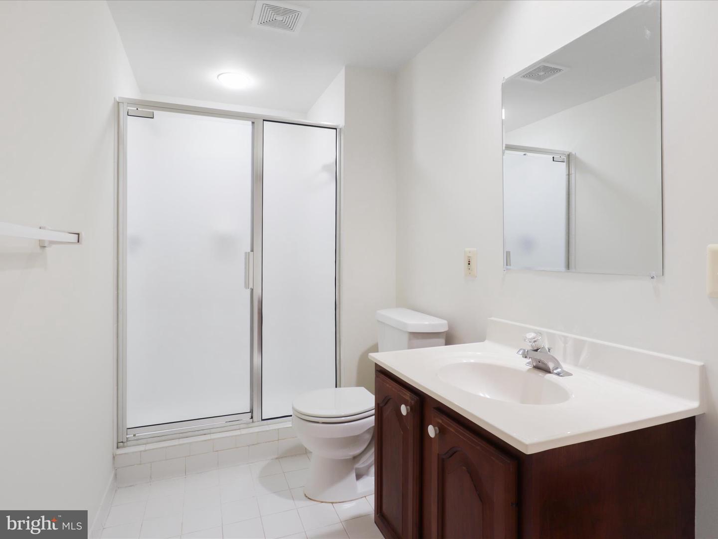 12000 CALIE CT, FAIRFAX, Virginia 22033, 3 Bedrooms Bedrooms, ,3 BathroomsBathrooms,Residential,For sale,12000 CALIE CT,VAFX2266328 MLS # VAFX2266328