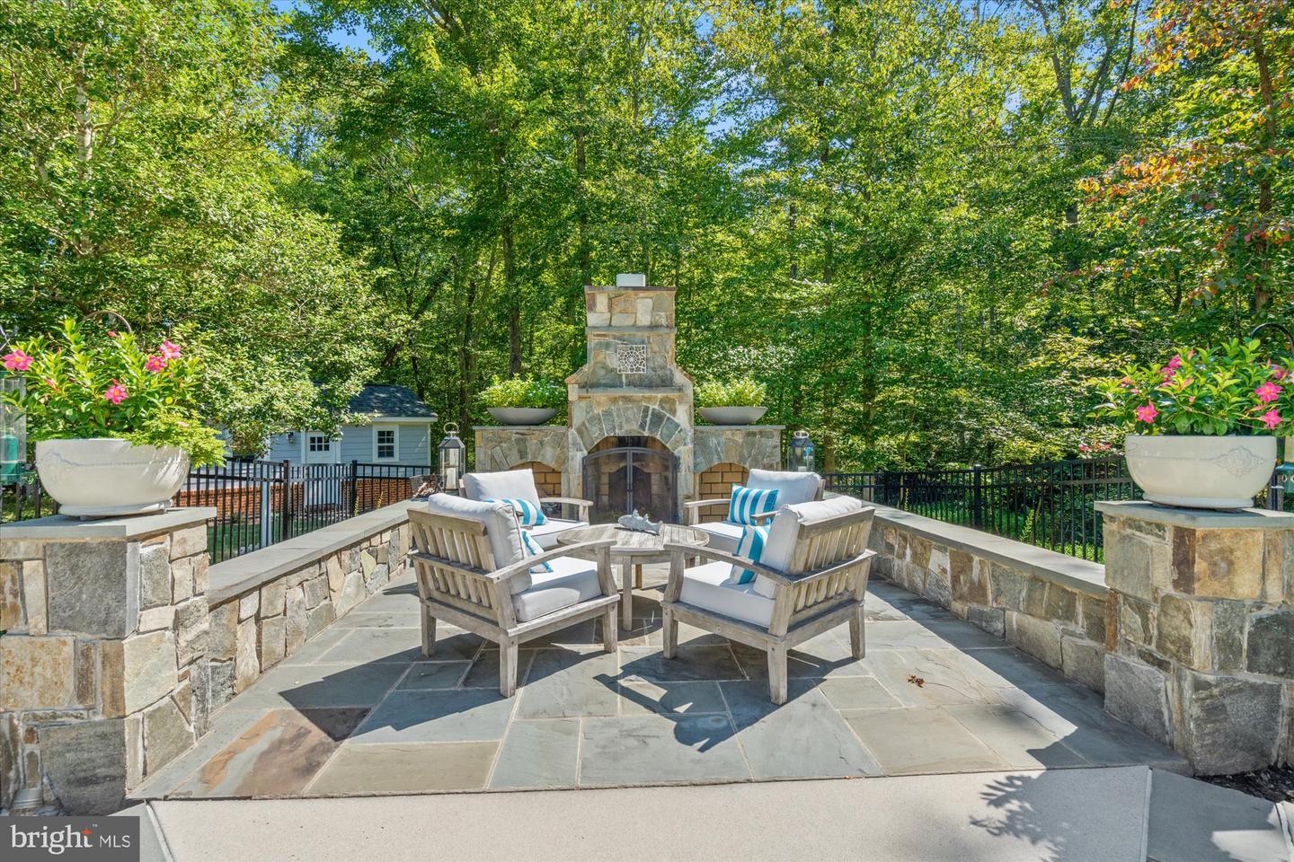 11031 BACON RACE RD, WOODBRIDGE, Virginia 22192, 6 Bedrooms Bedrooms, ,5 BathroomsBathrooms,Residential,For sale,11031 BACON RACE RD,VAPW2103794 MLS # VAPW2103794