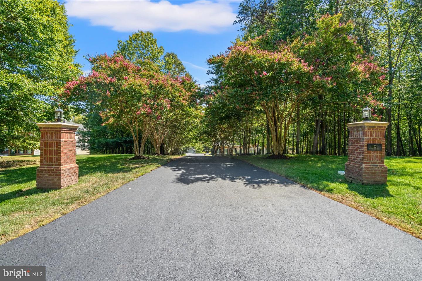 11031 BACON RACE RD, WOODBRIDGE, Virginia 22192, 6 Bedrooms Bedrooms, ,5 BathroomsBathrooms,Residential,For sale,11031 BACON RACE RD,VAPW2103794 MLS # VAPW2103794