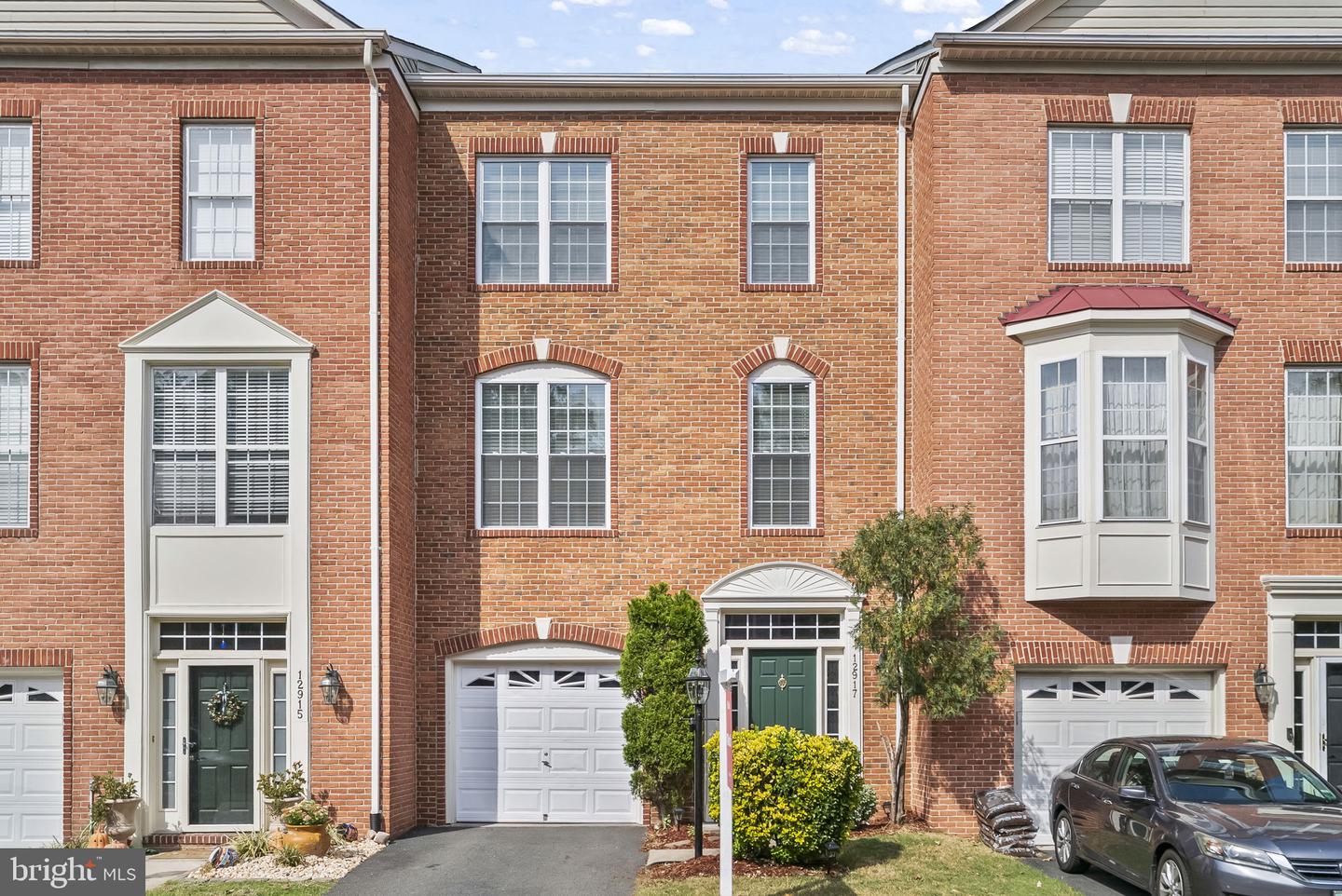 12917 WOOD CRESCENT CIR, HERNDON, Virginia 20171, 3 Bedrooms Bedrooms, ,3 BathroomsBathrooms,Residential,For sale,12917 WOOD CRESCENT CIR,VAFX2266490 MLS # VAFX2266490