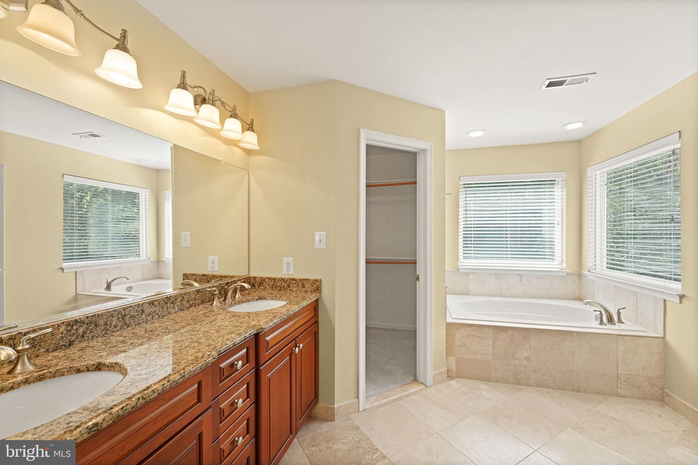 46823 GUNFLINT WAY, STERLING, Virginia 20164, 4 Bedrooms Bedrooms, ,3 BathroomsBathrooms,Residential,For sale,46823 GUNFLINT WAY,VALO2106592 MLS # VALO2106592