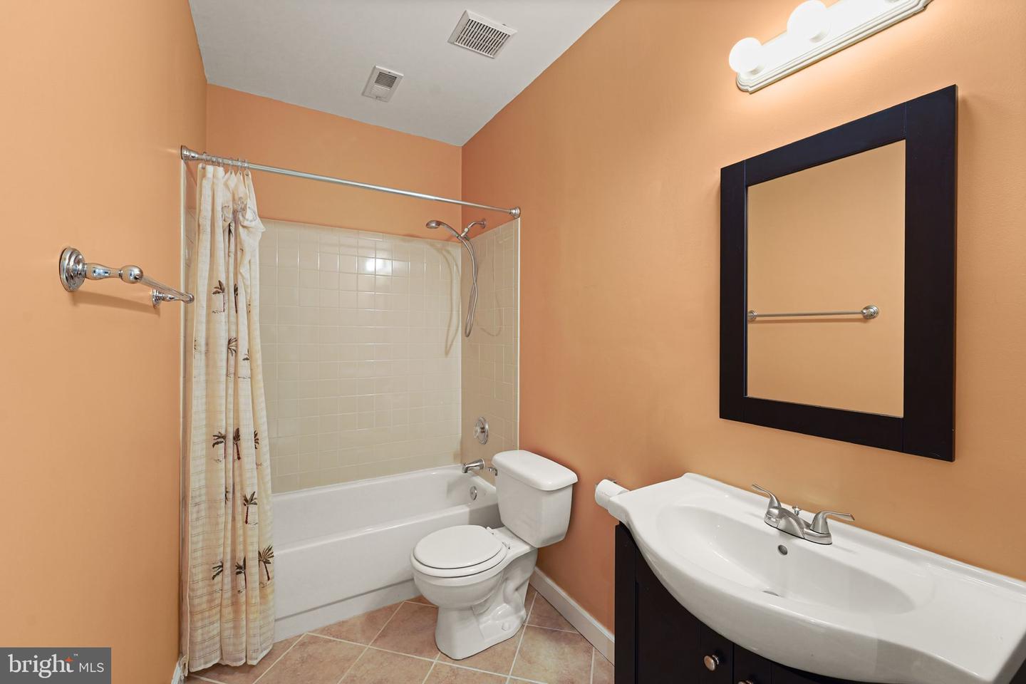46823 GUNFLINT WAY, STERLING, Virginia 20164, 4 Bedrooms Bedrooms, ,3 BathroomsBathrooms,Residential,For sale,46823 GUNFLINT WAY,VALO2106592 MLS # VALO2106592