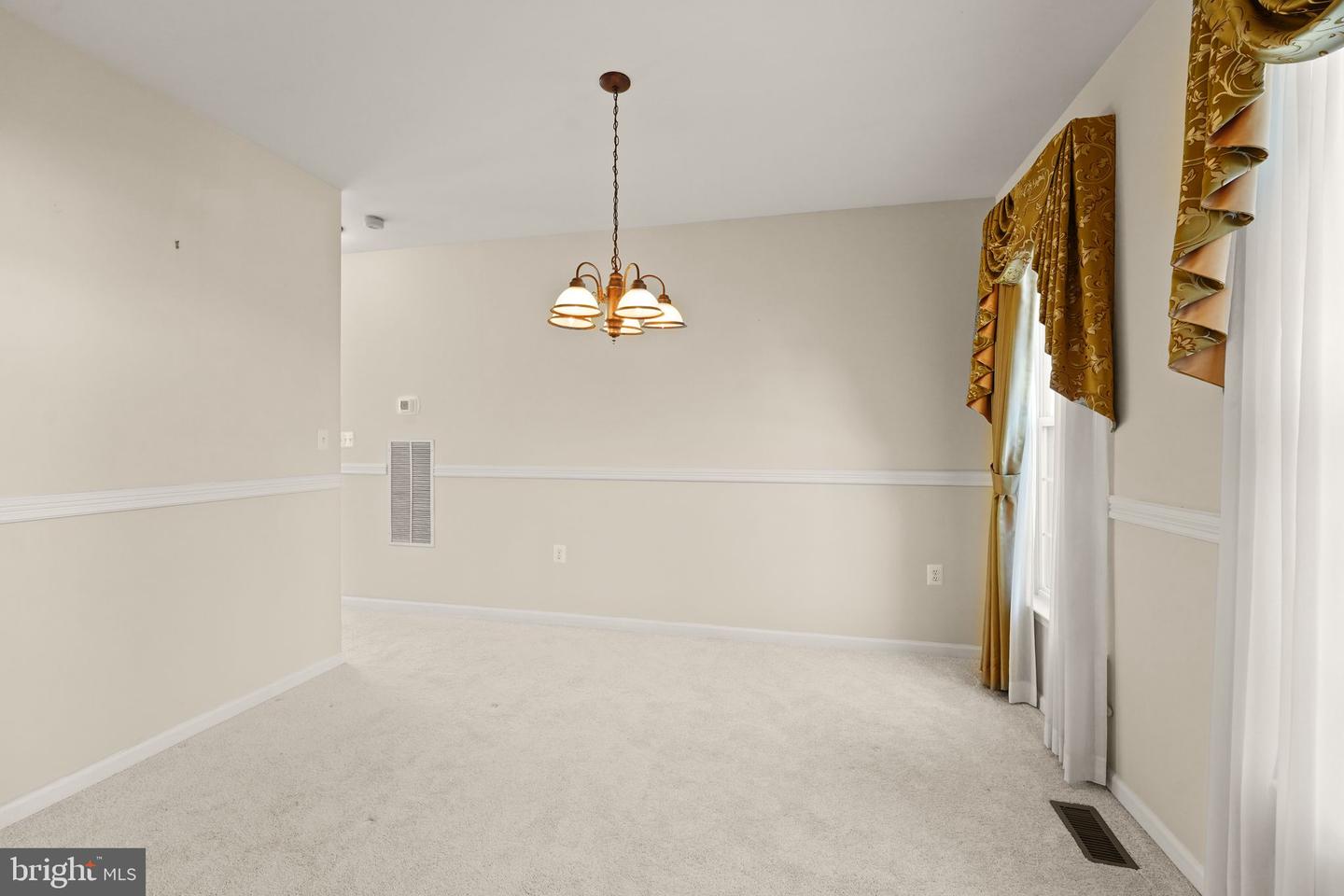 46823 GUNFLINT WAY, STERLING, Virginia 20164, 4 Bedrooms Bedrooms, ,3 BathroomsBathrooms,Residential,For sale,46823 GUNFLINT WAY,VALO2106592 MLS # VALO2106592