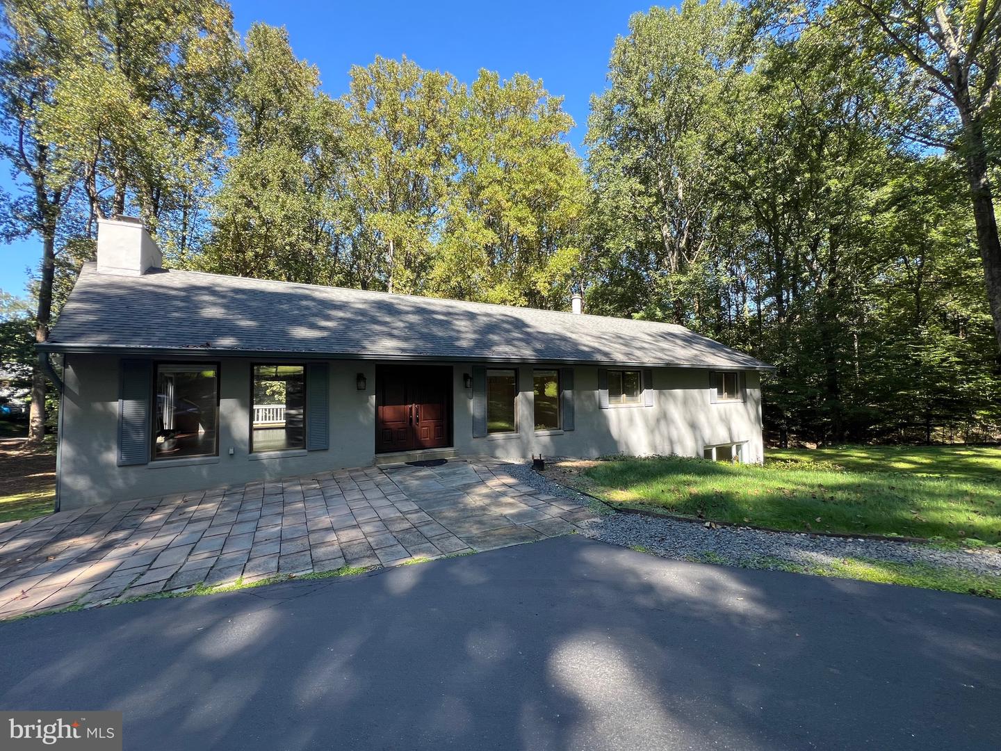 247 SPRINGVALE RD, GREAT FALLS, Virginia 22066, 4 Bedrooms Bedrooms, ,4 BathroomsBathrooms,Residential,For sale,247 SPRINGVALE RD,VAFX2266446 MLS # VAFX2266446