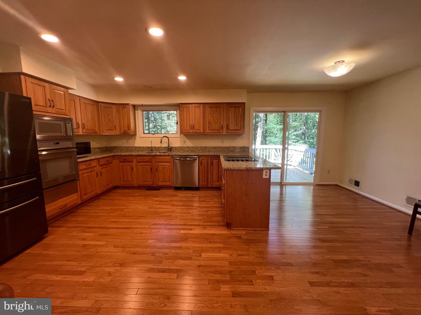 247 SPRINGVALE RD, GREAT FALLS, Virginia 22066, 4 Bedrooms Bedrooms, ,4 BathroomsBathrooms,Residential,For sale,247 SPRINGVALE RD,VAFX2266446 MLS # VAFX2266446