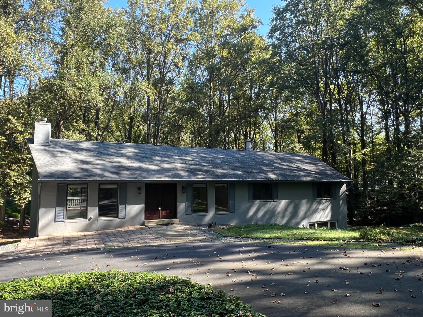 247 SPRINGVALE RD, GREAT FALLS, Virginia 22066, 4 Bedrooms Bedrooms, ,4 BathroomsBathrooms,Residential,For sale,247 SPRINGVALE RD,VAFX2266446 MLS # VAFX2266446