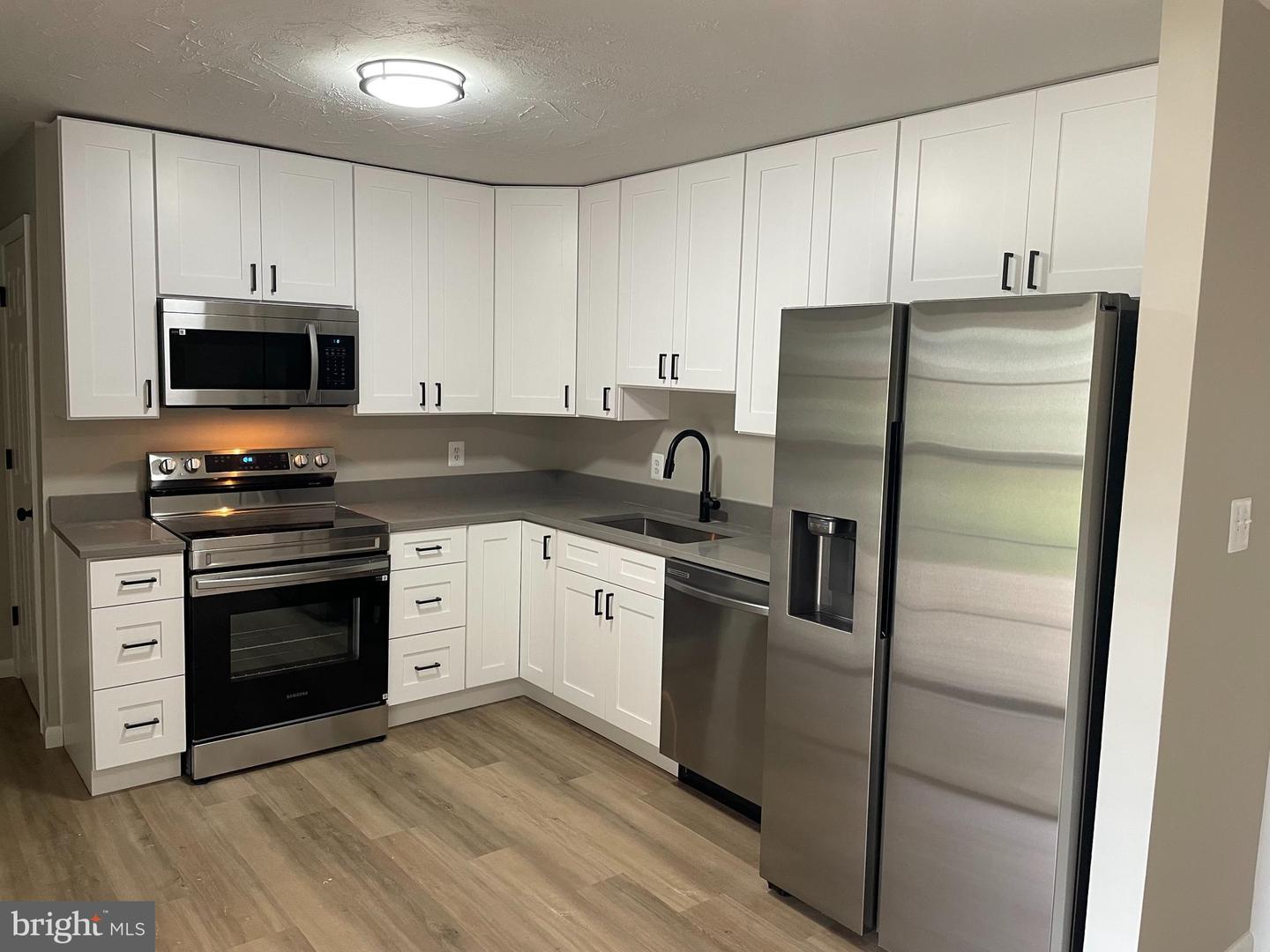 337 1/2 KENDRICK LN #1/2, FRONT ROYAL, Virginia 22630, 3 Bedrooms Bedrooms, ,2 BathroomsBathrooms,Residential,For sale,337 1/2 KENDRICK LN #1/2,VAWR2012280 MLS # VAWR2012280 337 1/2 KENDRICK LN #1/2, FRONT ROYAL, Virginia 22630, 3 Bedrooms Bedrooms, ,2 BathroomsBathrooms,Residential,For sale,337 1/2 KENDRICK LN #1/2,VAWR2012280 MLS # VAWR2012280