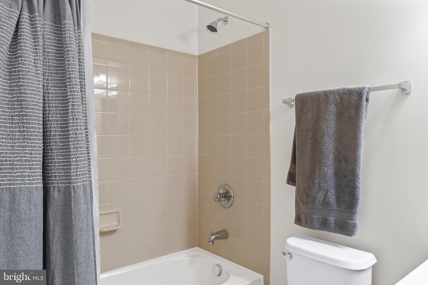 23251 CHRISTOPHER THOMAS LN, BRAMBLETON, Virginia 20148, 6 Bedrooms Bedrooms, ,5 BathroomsBathrooms,Residential,For sale,23251 CHRISTOPHER THOMAS LN,VALO2106628 MLS # VALO2106628 23251 CHRISTOPHER THOMAS LN, BRAMBLETON, Virginia 20148, 6 Bedrooms Bedrooms, ,5 BathroomsBathrooms,Residential,For sale,23251 CHRISTOPHER THOMAS LN,VALO2106628 MLS # VALO2106628