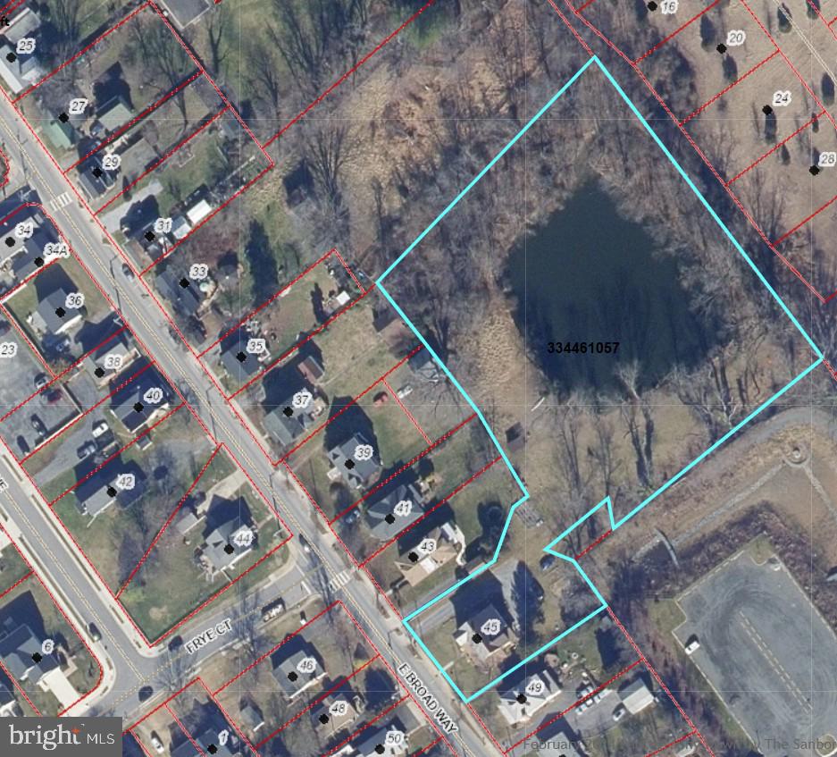45 E BROAD WAY E, LOVETTSVILLE, Virginia 20180, 4 Bedrooms Bedrooms, 12 Rooms Rooms,2 BathroomsBathrooms,Residential,For sale,45 E BROAD WAY E,VALO2106654 MLS # VALO2106654