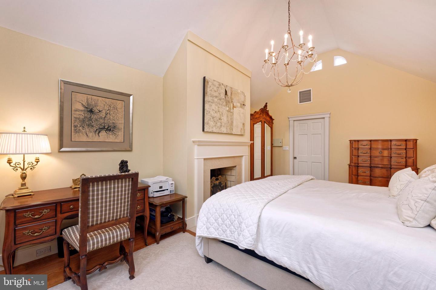 1103 PRINCE ST, ALEXANDRIA, Virginia 22314, 3 Bedrooms Bedrooms, ,2 BathroomsBathrooms,Residential,For sale,1103 PRINCE ST,VAAX2049592 MLS # VAAX2049592