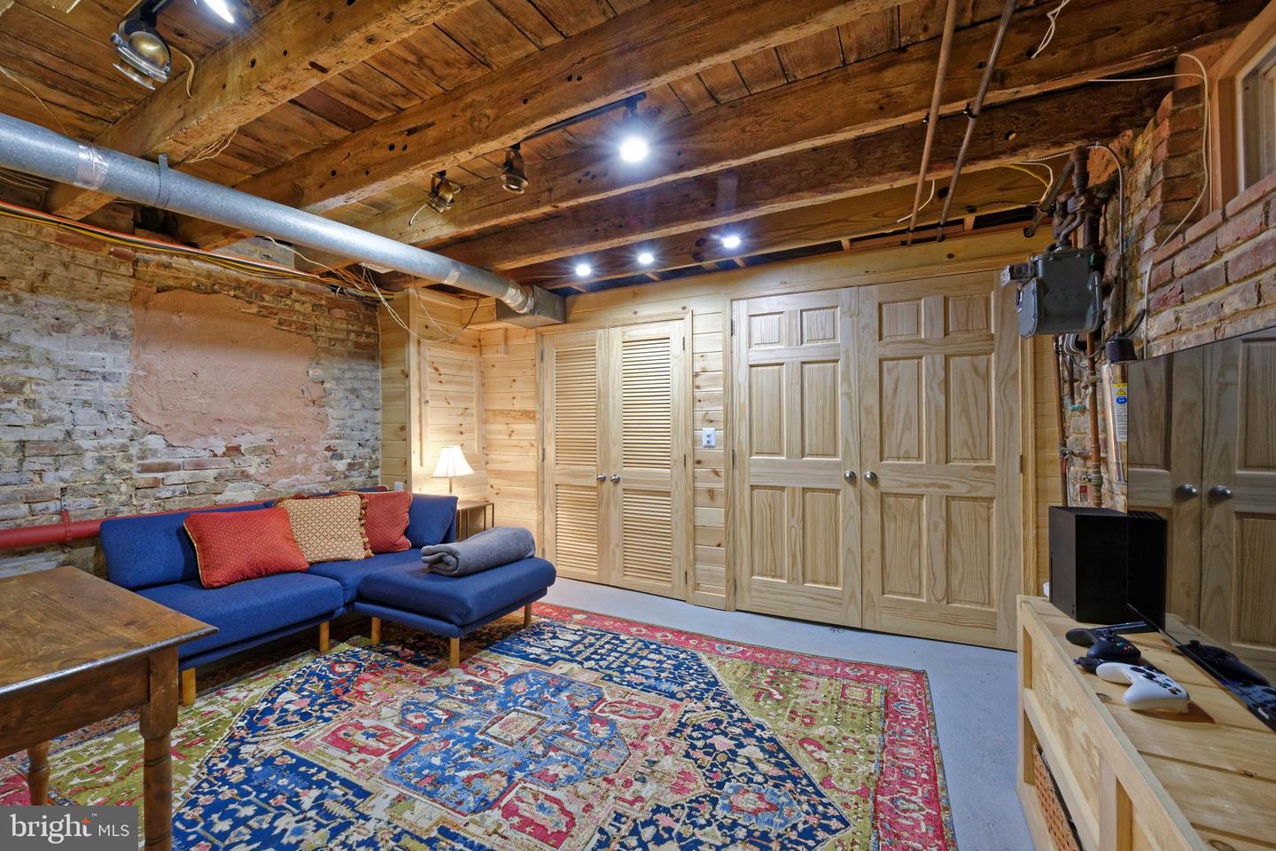 1103 PRINCE ST, ALEXANDRIA, Virginia 22314, 3 Bedrooms Bedrooms, ,2 BathroomsBathrooms,Residential,For sale,1103 PRINCE ST,VAAX2049592 MLS # VAAX2049592