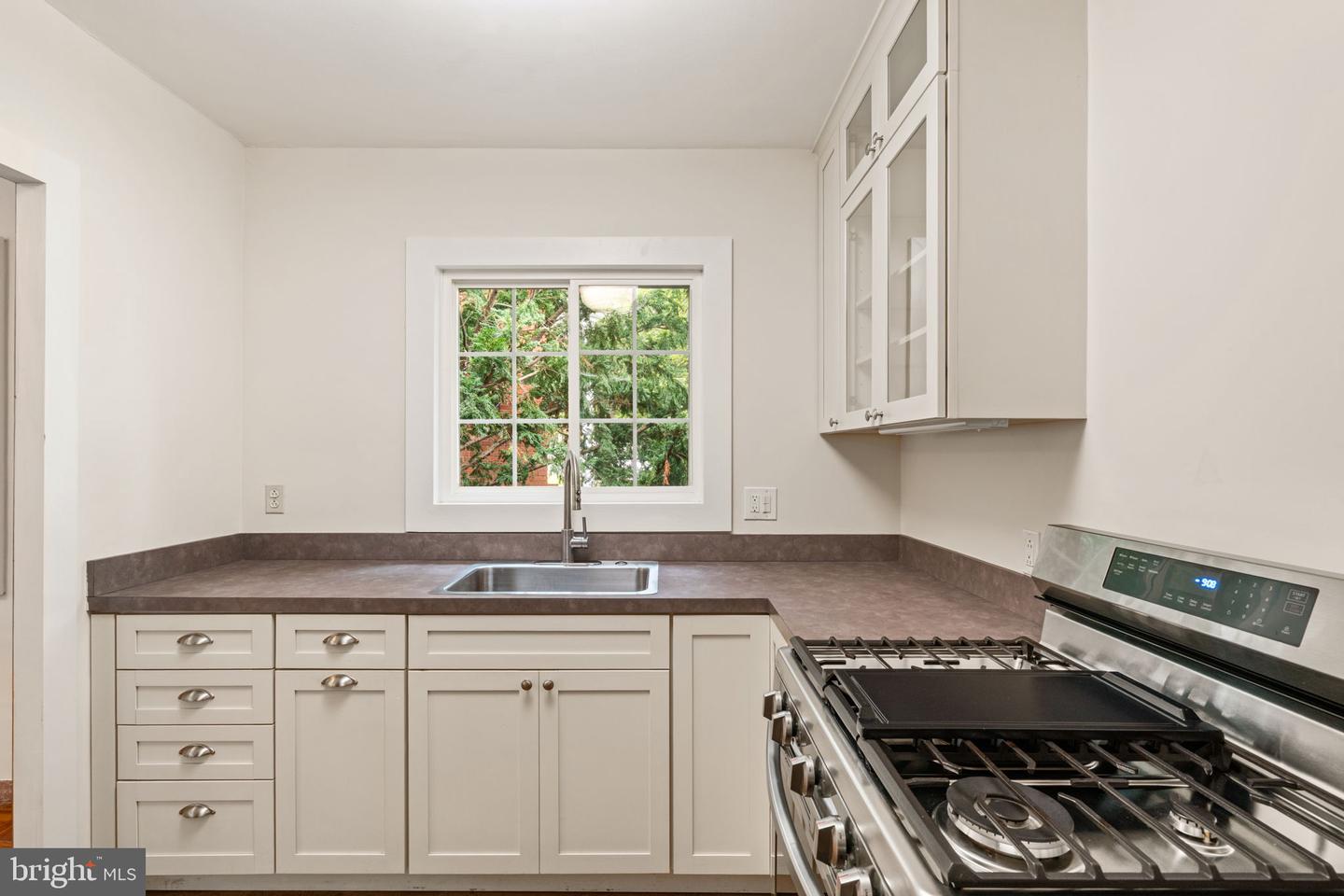 3778 GUNSTON RD, ALEXANDRIA, Virginia 22302, 1 Bedroom Bedrooms, 2 Rooms Rooms,1 BathroomBathrooms,Residential,For sale,3778 GUNSTON RD,VAAX2049594 MLS # VAAX2049594 3778 GUNSTON RD, ALEXANDRIA, Virginia 22302, 1 Bedroom Bedrooms, 2 Rooms Rooms,1 BathroomBathrooms,Residential,For sale,3778 GUNSTON RD,VAAX2049594 MLS # VAAX2049594