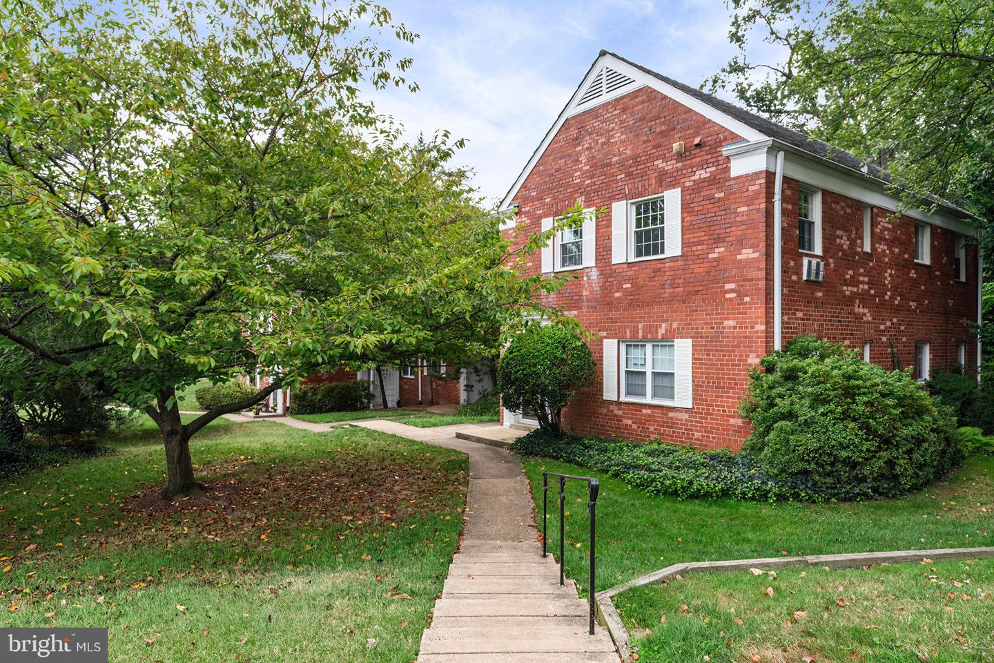 3778 GUNSTON RD, ALEXANDRIA, Virginia 22302, 1 Bedroom Bedrooms, 2 Rooms Rooms,1 BathroomBathrooms,Residential,For sale,3778 GUNSTON RD,VAAX2049594 MLS # VAAX2049594 3778 GUNSTON RD, ALEXANDRIA, Virginia 22302, 1 Bedroom Bedrooms, 2 Rooms Rooms,1 BathroomBathrooms,Residential,For sale,3778 GUNSTON RD,VAAX2049594 MLS # VAAX2049594