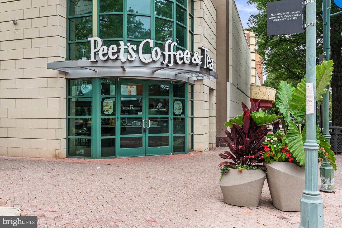 3778 GUNSTON RD, ALEXANDRIA, Virginia 22302, 1 Bedroom Bedrooms, 2 Rooms Rooms,1 BathroomBathrooms,Residential,For sale,3778 GUNSTON RD,VAAX2049594 MLS # VAAX2049594 3778 GUNSTON RD, ALEXANDRIA, Virginia 22302, 1 Bedroom Bedrooms, 2 Rooms Rooms,1 BathroomBathrooms,Residential,For sale,3778 GUNSTON RD,VAAX2049594 MLS # VAAX2049594