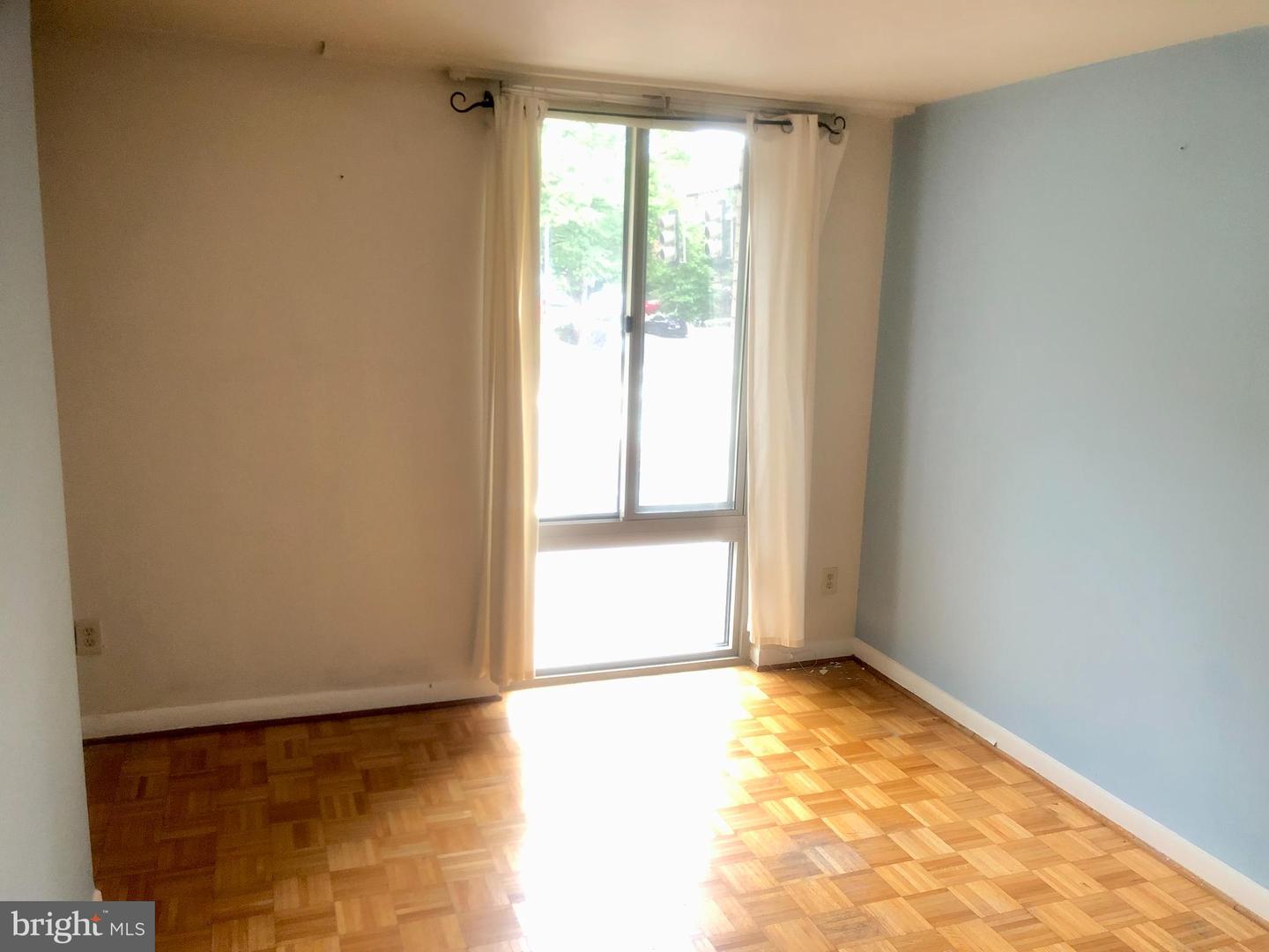 950 25TH ST NW #N204, WASHINGTON, District Of Columbia 20037, 1 Bedroom Bedrooms, 4 Rooms Rooms,1 BathroomBathrooms,Residential,For sale,950 25TH ST NW #N204,DCDC2222192 MLS # DCDC2222192
