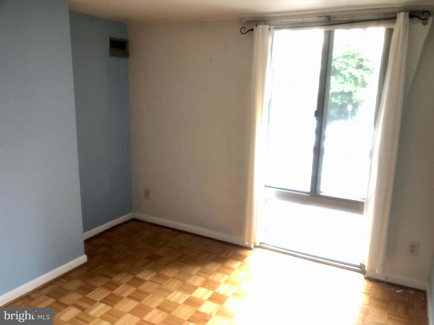 950 25TH ST NW #N204, WASHINGTON, District Of Columbia 20037, 1 Bedroom Bedrooms, 4 Rooms Rooms,1 BathroomBathrooms,Residential,For sale,950 25TH ST NW #N204,DCDC2222192 MLS # DCDC2222192