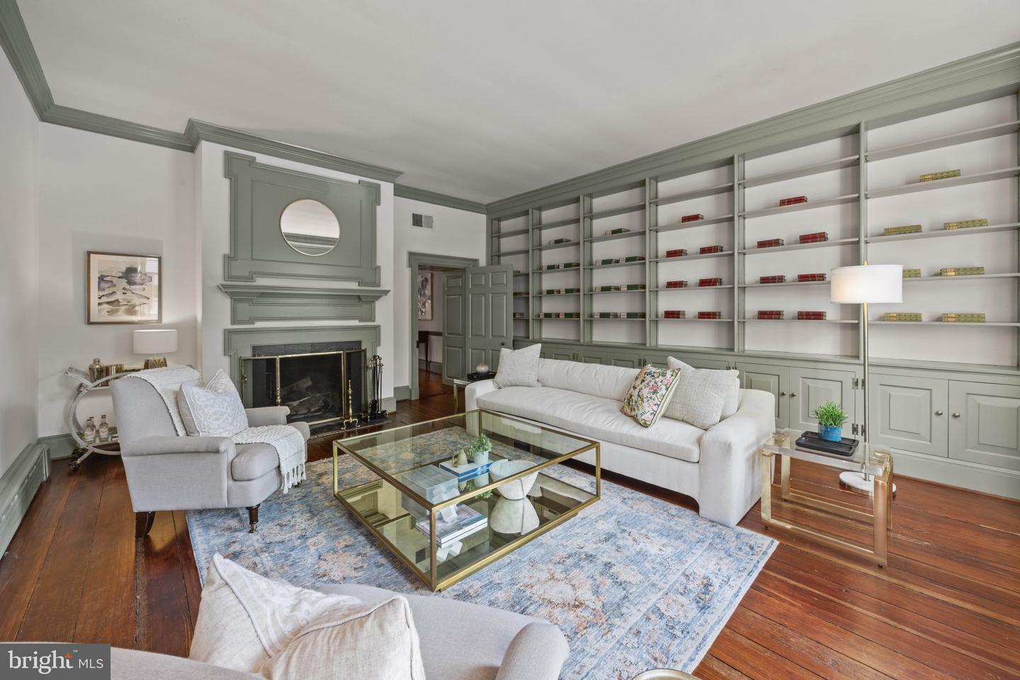 521 DUKE ST, ALEXANDRIA, Virginia 22314, 4 Bedrooms Bedrooms, ,3 BathroomsBathrooms,Residential,For sale,521 DUKE ST,VAAX2049632 MLS # VAAX2049632