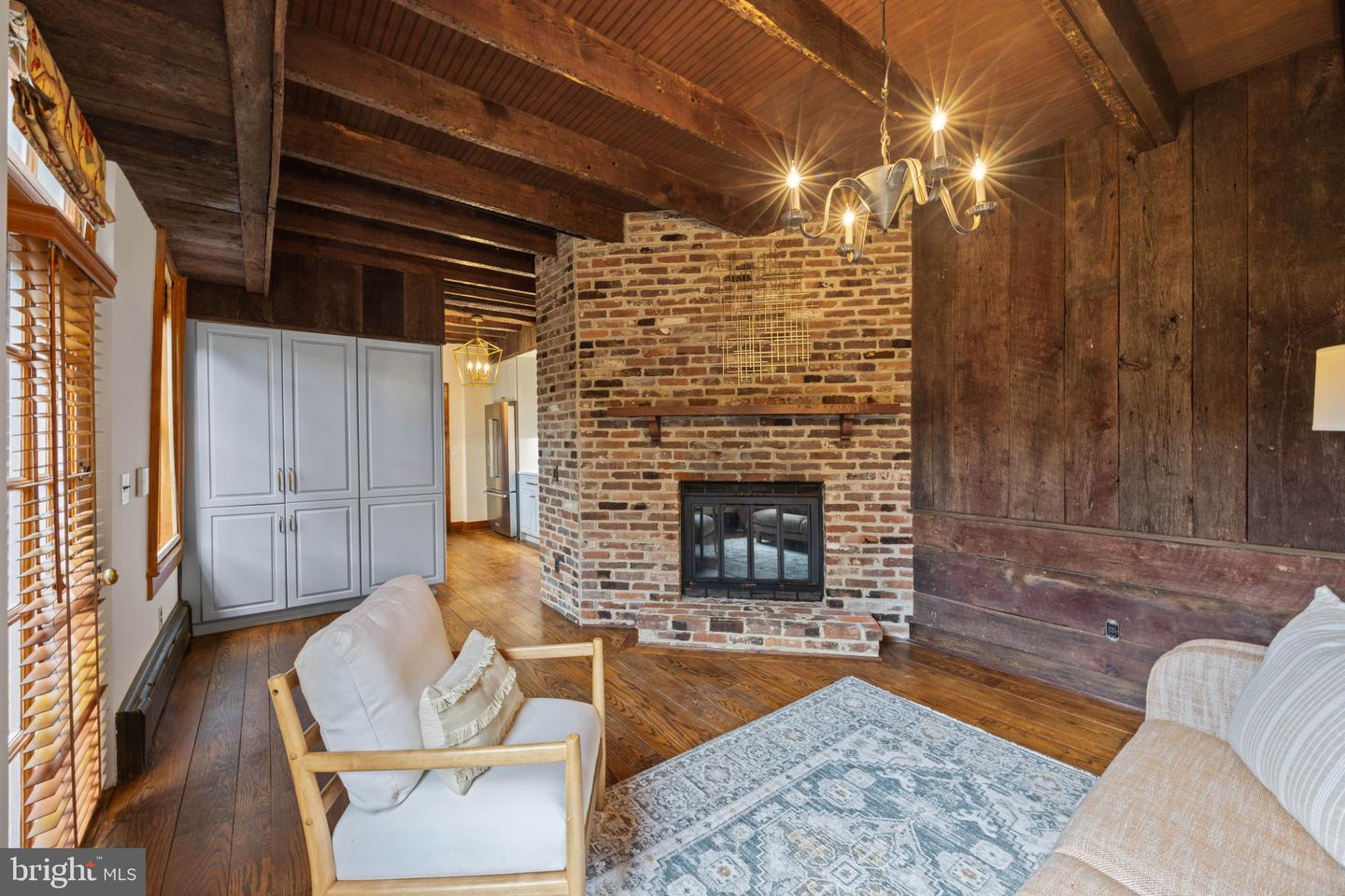 521 DUKE ST, ALEXANDRIA, Virginia 22314, 4 Bedrooms Bedrooms, ,3 BathroomsBathrooms,Residential,For sale,521 DUKE ST,VAAX2049632 MLS # VAAX2049632