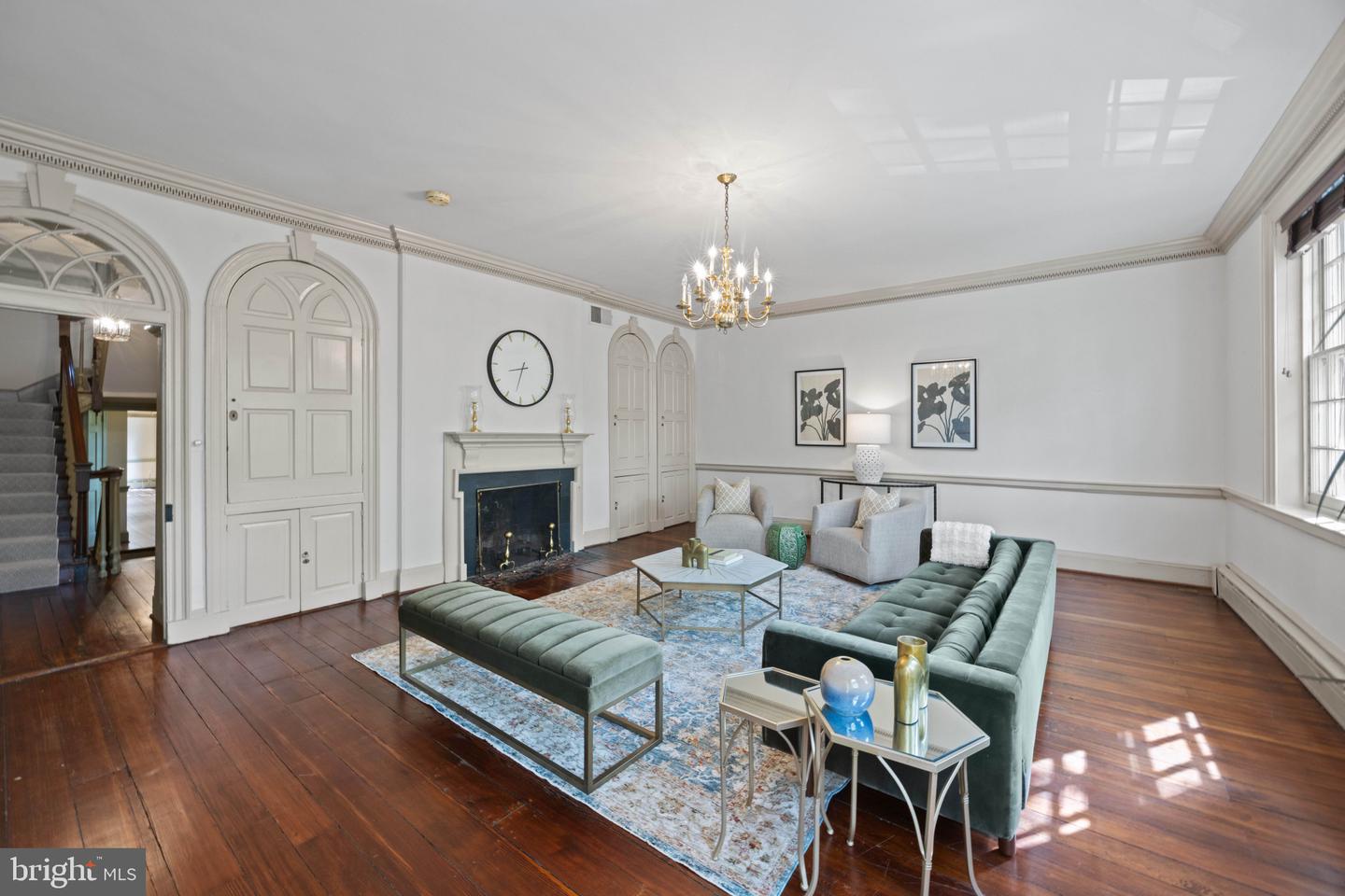 521 DUKE ST, ALEXANDRIA, Virginia 22314, 4 Bedrooms Bedrooms, ,3 BathroomsBathrooms,Residential,For sale,521 DUKE ST,VAAX2049632 MLS # VAAX2049632