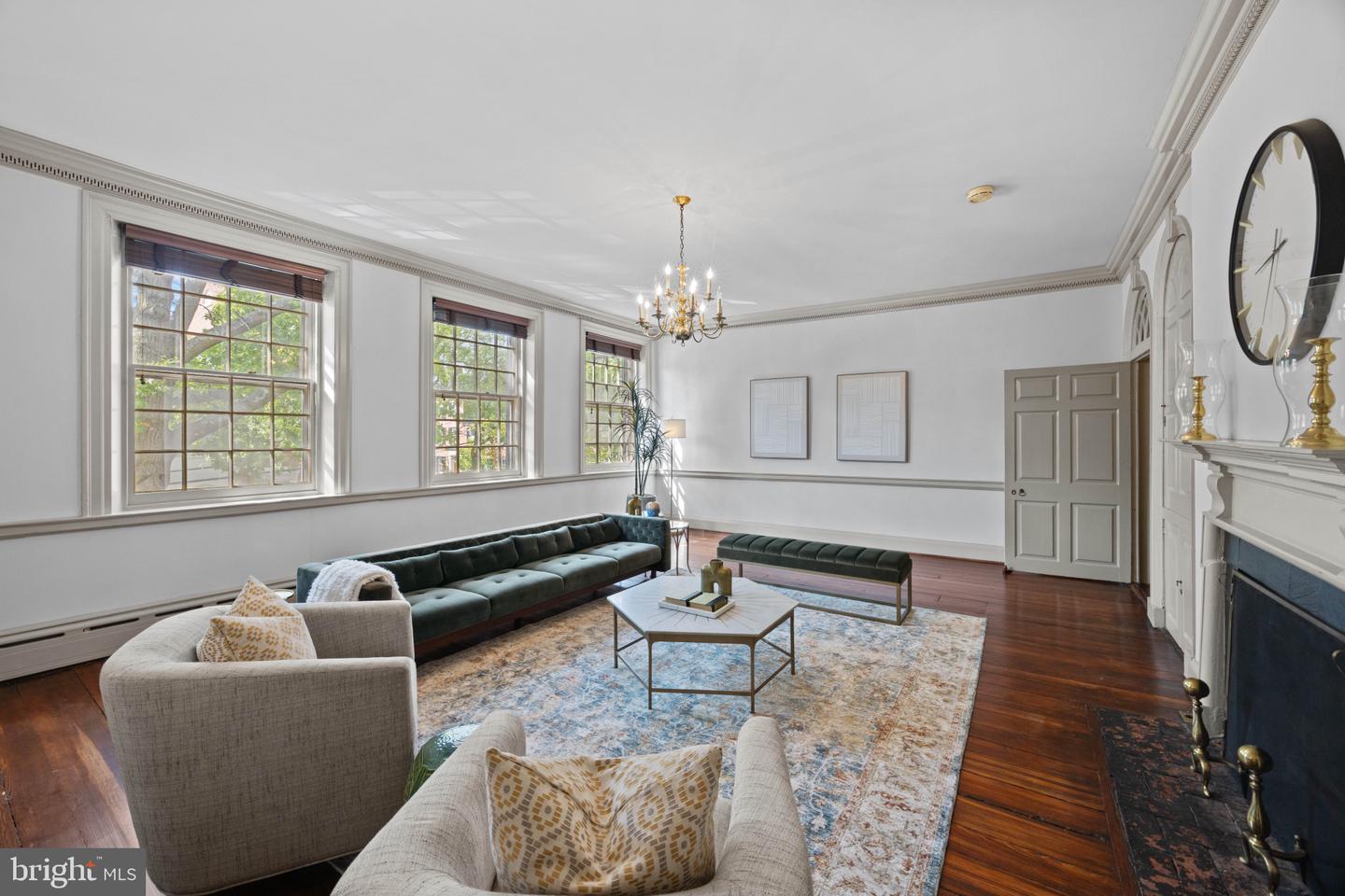 521 DUKE ST, ALEXANDRIA, Virginia 22314, 4 Bedrooms Bedrooms, ,3 BathroomsBathrooms,Residential,For sale,521 DUKE ST,VAAX2049632 MLS # VAAX2049632
