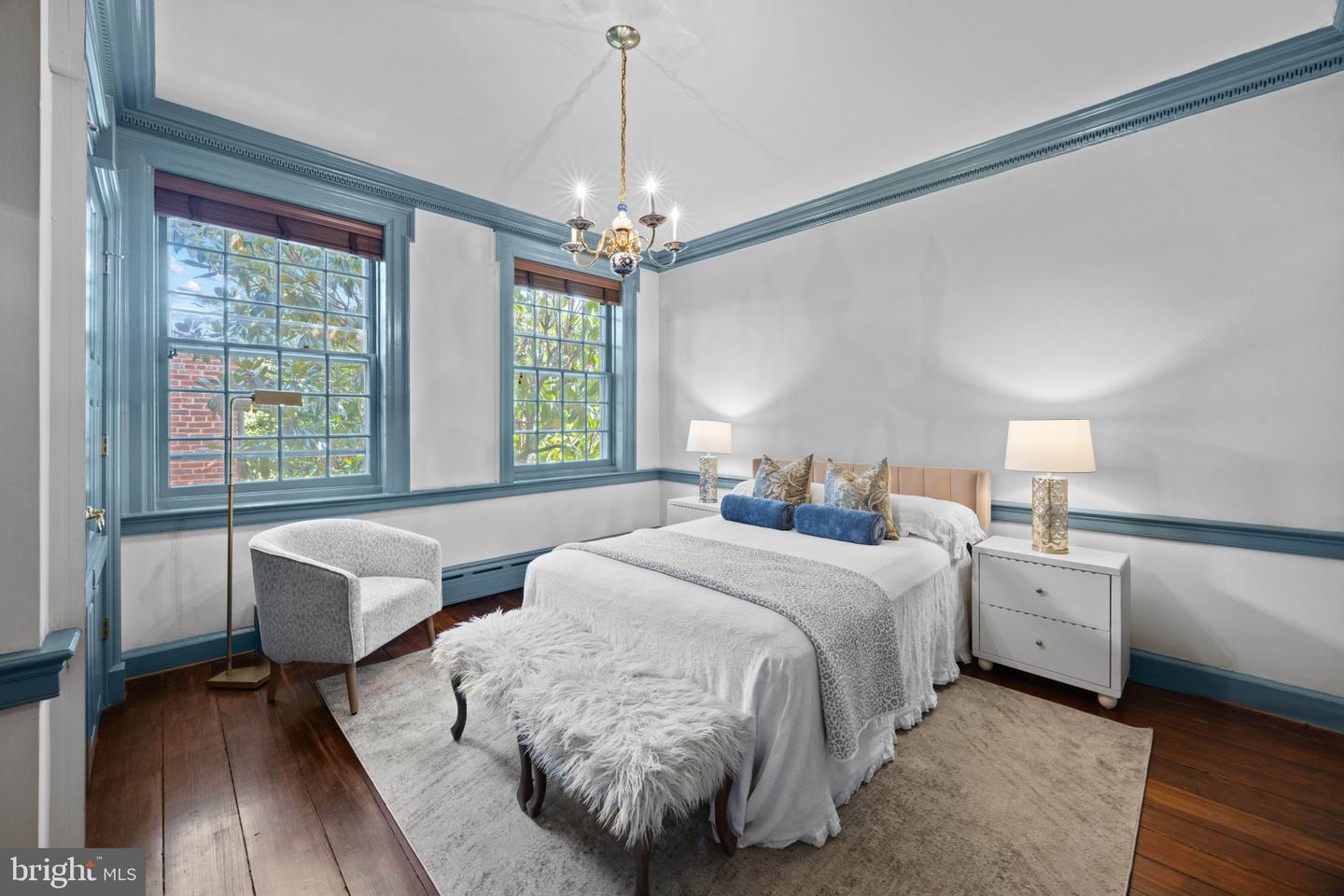 521 DUKE ST, ALEXANDRIA, Virginia 22314, 4 Bedrooms Bedrooms, ,3 BathroomsBathrooms,Residential,For sale,521 DUKE ST,VAAX2049632 MLS # VAAX2049632