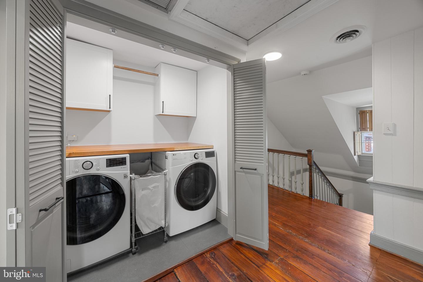 521 DUKE ST, ALEXANDRIA, Virginia 22314, 4 Bedrooms Bedrooms, ,3 BathroomsBathrooms,Residential,For sale,521 DUKE ST,VAAX2049632 MLS # VAAX2049632