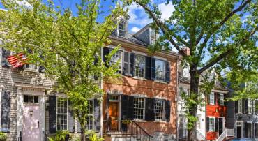 521 DUKE ST, ALEXANDRIA, Virginia 22314, 4 Bedrooms Bedrooms, ,3 BathroomsBathrooms,Residential,For sale,521 DUKE ST,VAAX2049632 MLS # VAAX2049632