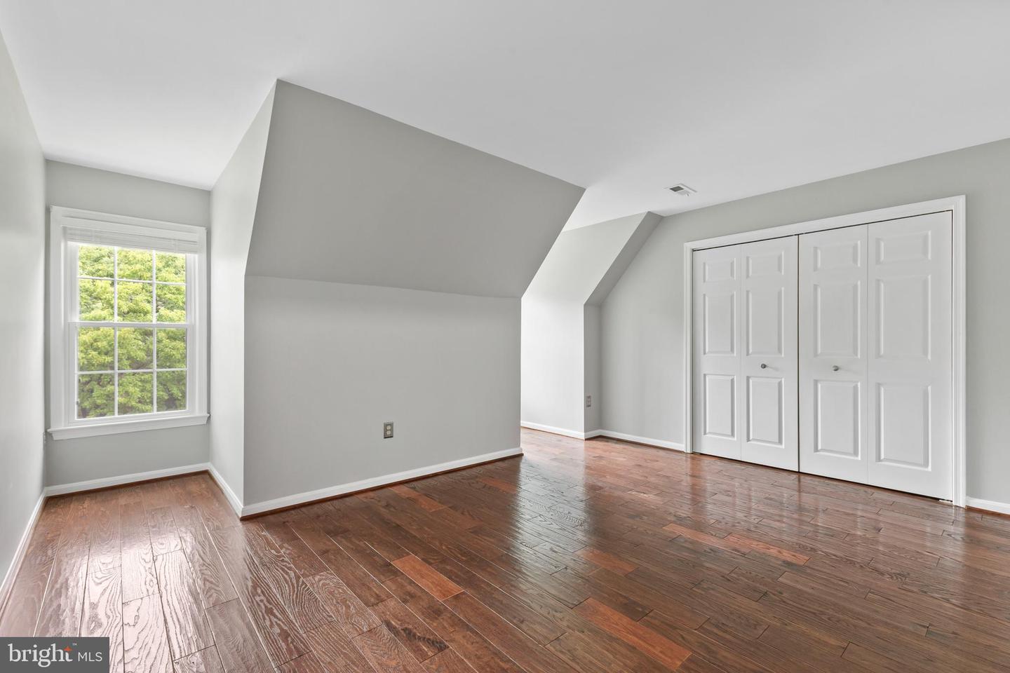 7753 NORTHEDGE CT, SPRINGFIELD, Virginia 22153, 3 Bedrooms Bedrooms, ,2 BathroomsBathrooms,Residential,For sale,7753 NORTHEDGE CT,VAFX2267200 MLS # VAFX2267200