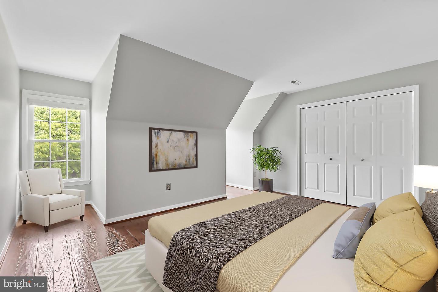 7753 NORTHEDGE CT, SPRINGFIELD, Virginia 22153, 3 Bedrooms Bedrooms, ,2 BathroomsBathrooms,Residential,For sale,7753 NORTHEDGE CT,VAFX2267200 MLS # VAFX2267200