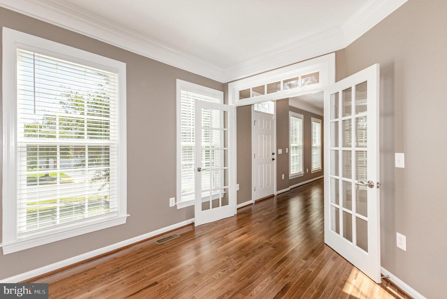 2114 JELLICO CT, WOODBRIDGE, Virginia 22191, 4 Bedrooms Bedrooms, 8 Rooms Rooms,3 BathroomsBathrooms,Residential,For sale,2114 JELLICO CT,VAPW2104100 MLS # VAPW2104100