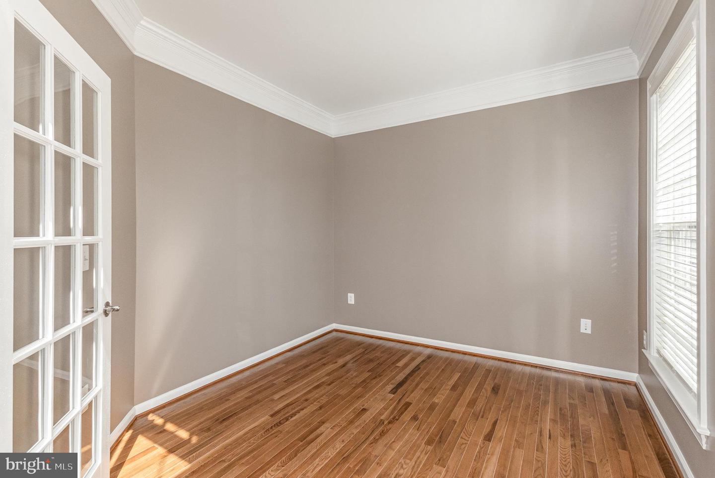 2114 JELLICO CT, WOODBRIDGE, Virginia 22191, 4 Bedrooms Bedrooms, 8 Rooms Rooms,3 BathroomsBathrooms,Residential,For sale,2114 JELLICO CT,VAPW2104100 MLS # VAPW2104100