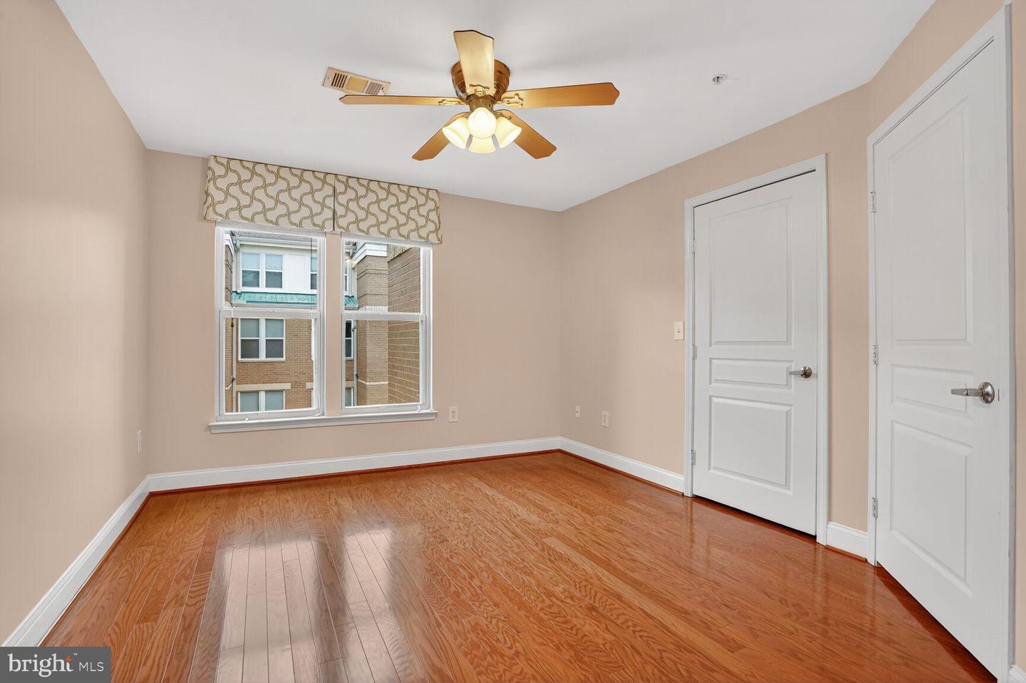 12000 MARKET ST #490, RESTON, Virginia 20190, 3 Bedrooms Bedrooms, 6 Rooms Rooms,3 BathroomsBathrooms,Residential,For sale,12000 MARKET ST #490,VAFX2267222 MLS # VAFX2267222