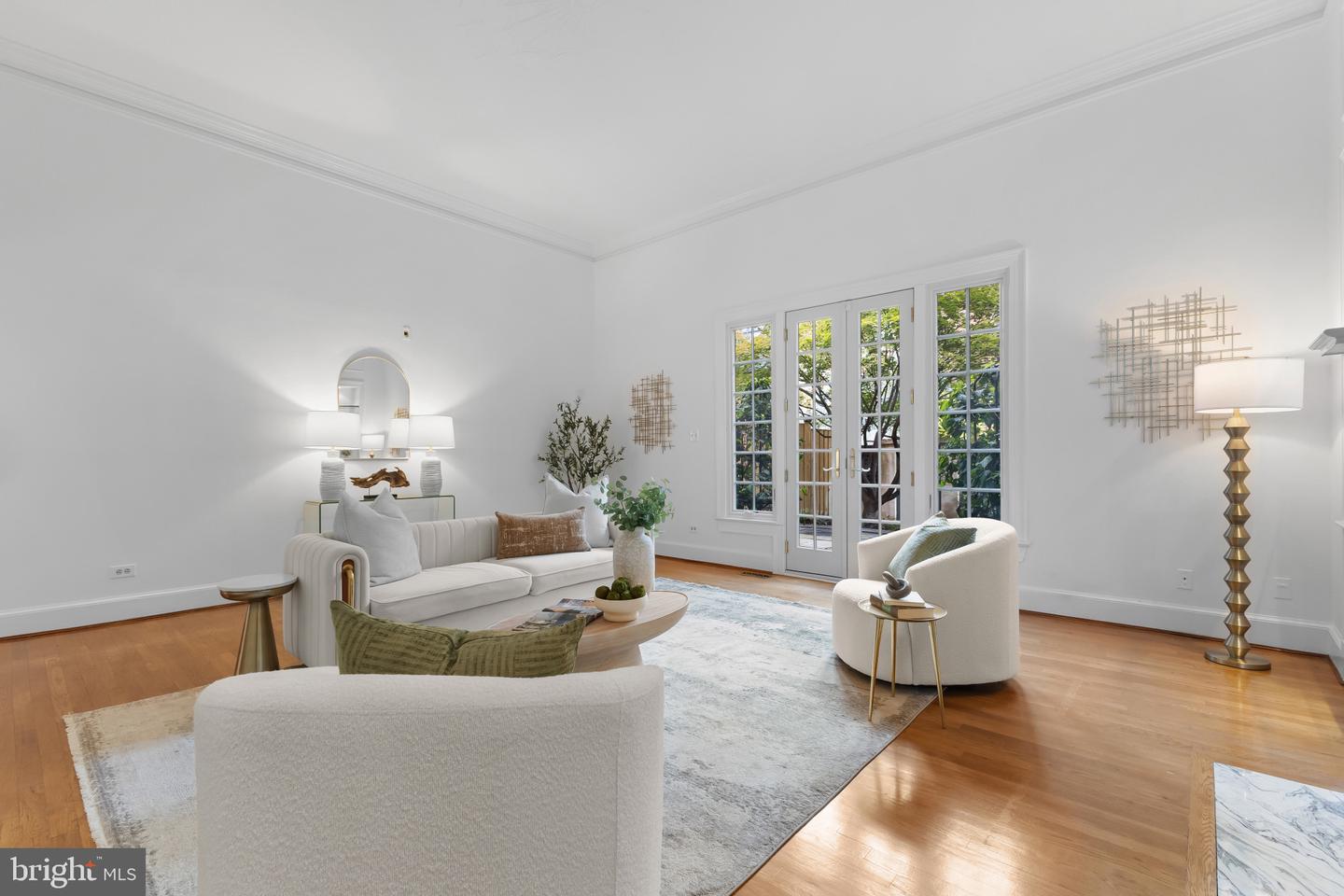 103 QUEEN ST, ALEXANDRIA, Virginia 22314, 4 Bedrooms Bedrooms, ,3 BathroomsBathrooms,Residential,For sale,103 QUEEN ST,VAAX2049690 MLS # VAAX2049690