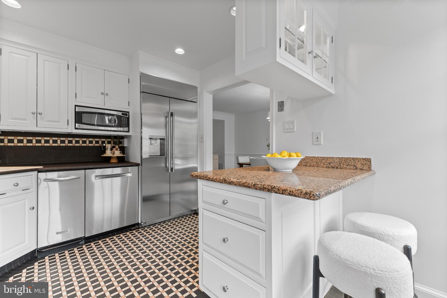 103 QUEEN ST, ALEXANDRIA, Virginia 22314, 4 Bedrooms Bedrooms, ,3 BathroomsBathrooms,Residential,For sale,103 QUEEN ST,VAAX2049690 MLS # VAAX2049690
